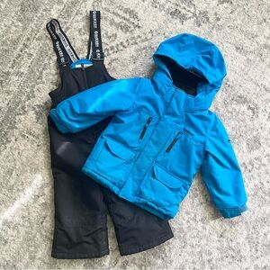 OshKosh B’Gosh Boys Blue and Black Kids' Snowsuit Winter Jacket and Snowpants